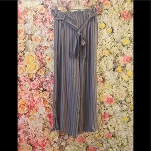 Wide leg woven pants with tie in front